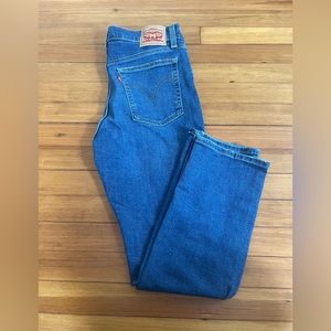 Levi’s Wedgie Straight Size 30